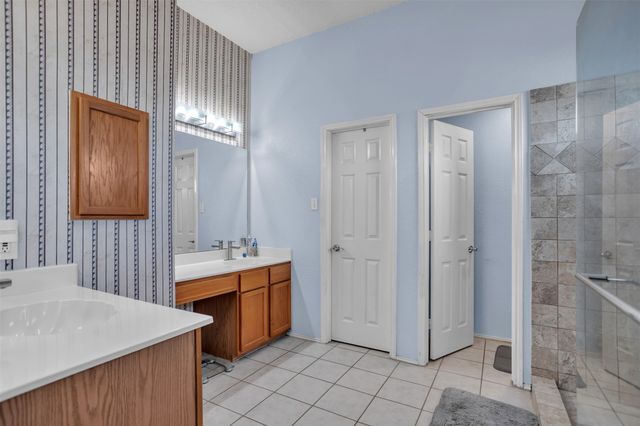 2500 Redfield Drive, Mesquite, TX 75181