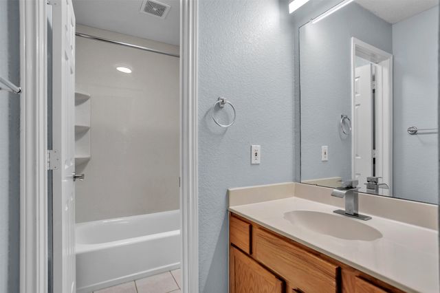 2500 Redfield Drive, Mesquite, TX 75181