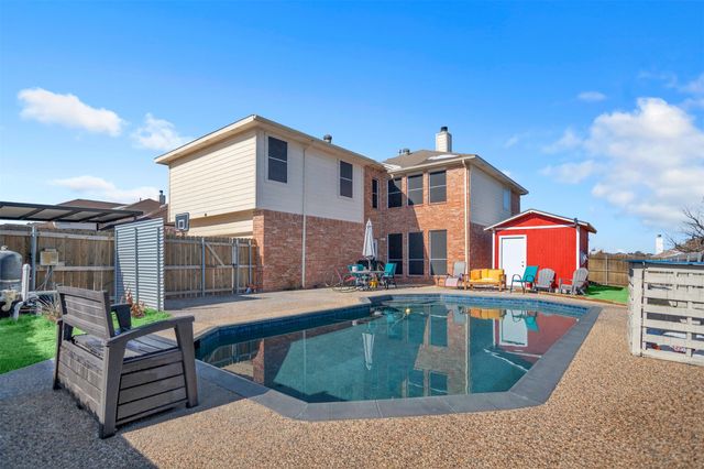 2500 Redfield Drive, Mesquite, TX 75181