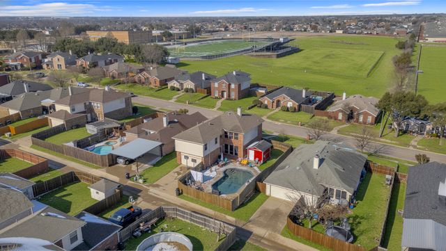 2500 Redfield Drive, Mesquite, TX 75181