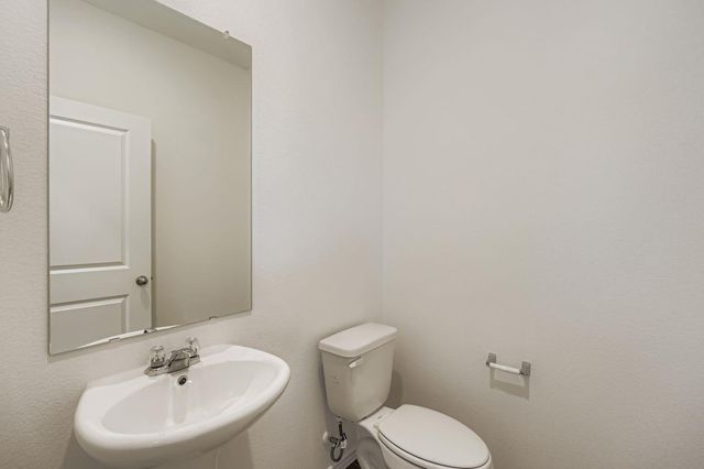 12112 Douglas Fir CIR, Mustang Ridge, TX 78610