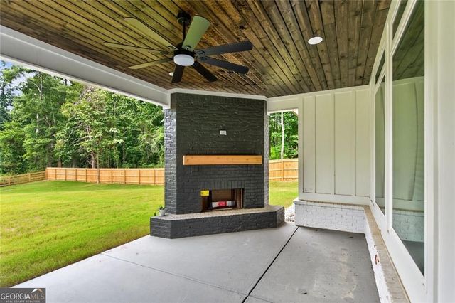 127 Tanners Bridge Road, Bethlehem, GA 30620