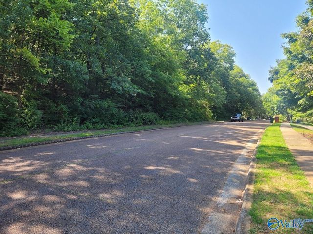 7609 Foxfire Drive SE, Huntsville, AL 35802