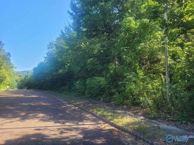 7609 Foxfire Drive SE, Huntsville, AL 35802