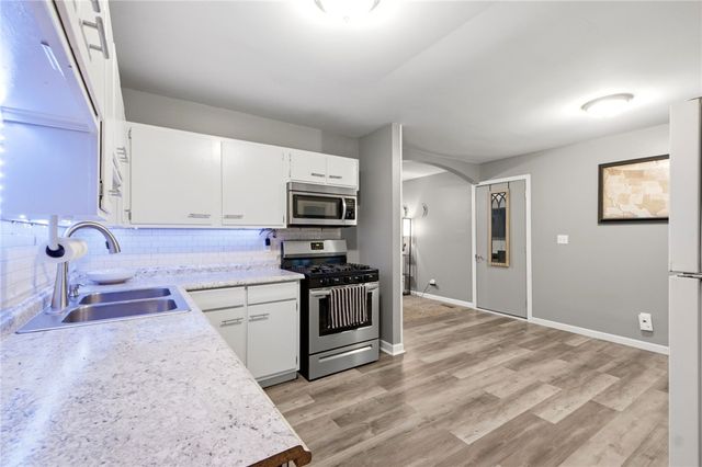 623 S Sunset Drive, Piqua, OH 45356