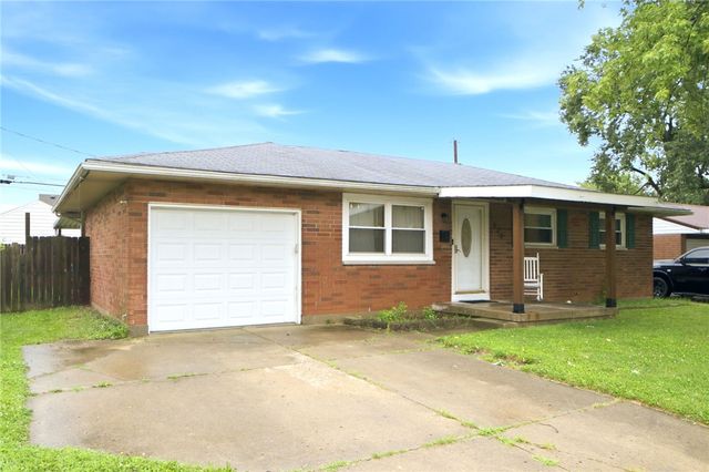 623 S Sunset Drive, Piqua, OH 45356