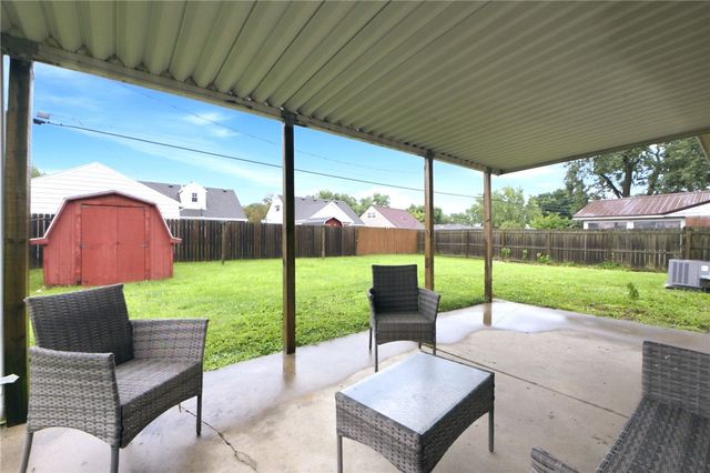 623 S Sunset Drive, Piqua, OH 45356