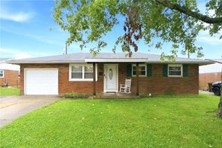 623 S Sunset Drive, Piqua, OH 45356