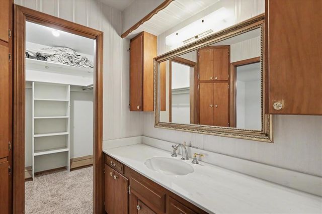 2708 N Meridian Place, Oklahoma City, OK 73127