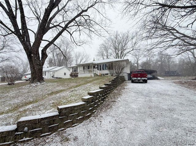 616 Ardmore Drive, Belleville, IL 62223