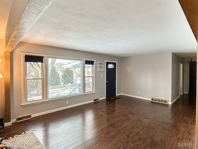 616 Ardmore Drive, Belleville, IL 62223