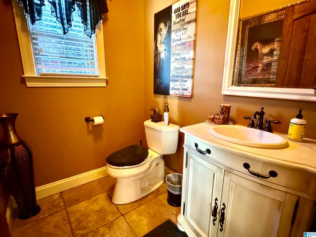 555 FAWN LANE, Centreville, AL 35042