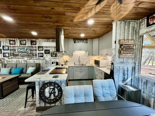 555 FAWN LANE, Centreville, AL 35042