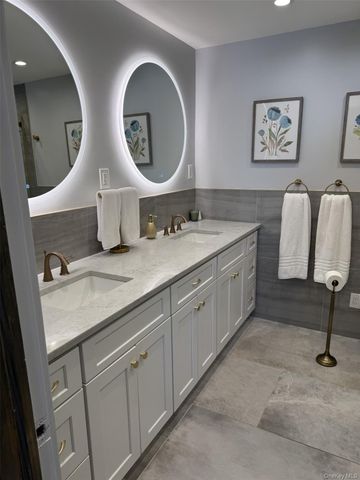 163-15 86th Street, Howard Beach, NY 11414