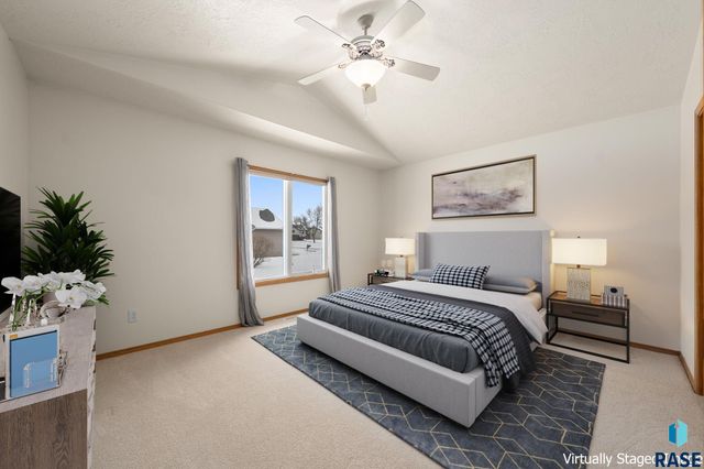 2009 S Purdue Ave Avenue, Sioux Falls, SD 57106