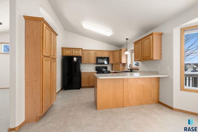 2009 S Purdue Ave Avenue, Sioux Falls, SD 57106