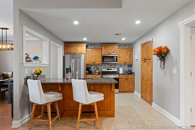 607 St Andrews Circle, Grove, OK 74344