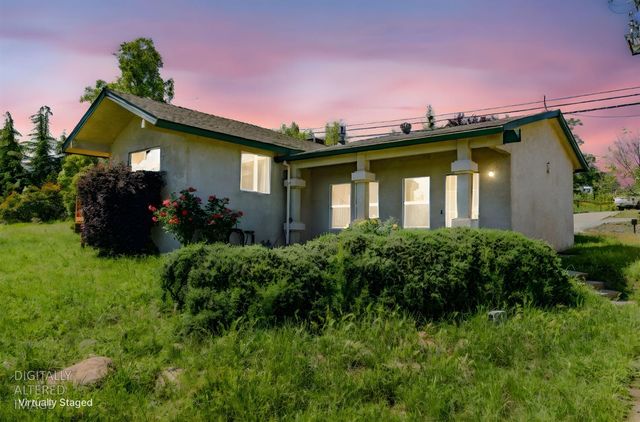 2611 Hartvickson Ln, Valley Springs, CA 95252