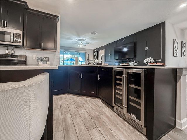 2537 CAMDEN PARK CIRCLE, Davenport, FL 33837