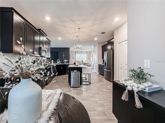 2537 CAMDEN PARK CIRCLE, Davenport, FL 33837