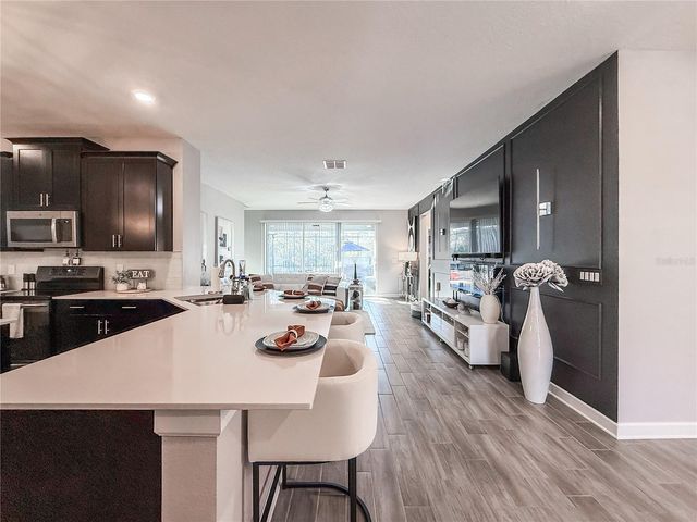 2537 CAMDEN PARK CIRCLE, Davenport, FL 33837