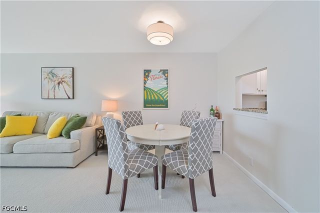 3030 Binnacle DR 307, Naples, FL 34103