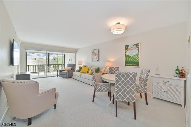 3030 Binnacle DR 307, Naples, FL 34103
