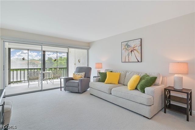 3030 Binnacle DR 307, Naples, FL 34103