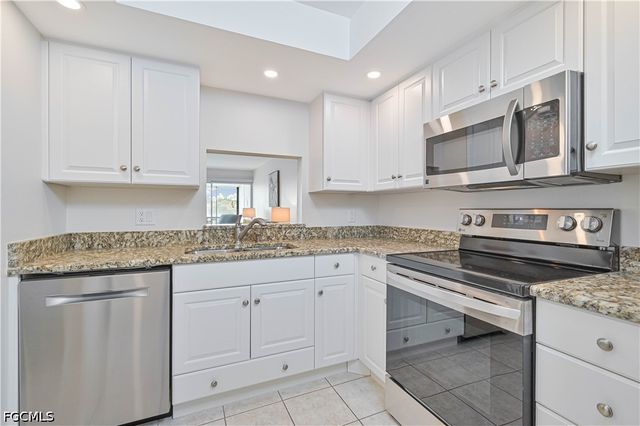 3030 Binnacle DR 307, Naples, FL 34103