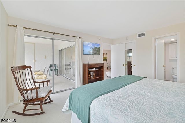 3030 Binnacle DR 307, Naples, FL 34103