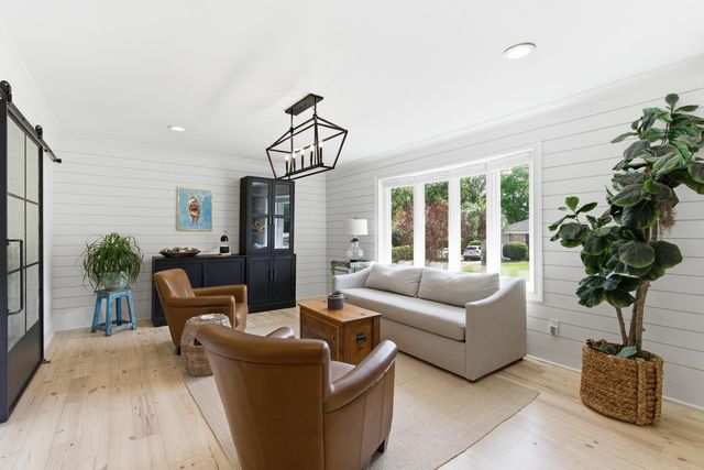 1018 Chambers Lane, Mount Pleasant, SC 29464