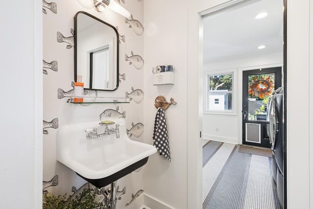 1018 Chambers Lane, Mount Pleasant, SC 29464