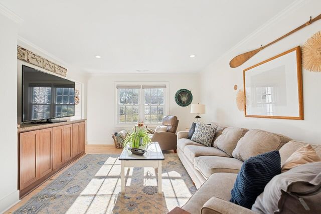 1018 Chambers Lane, Mount Pleasant, SC 29464