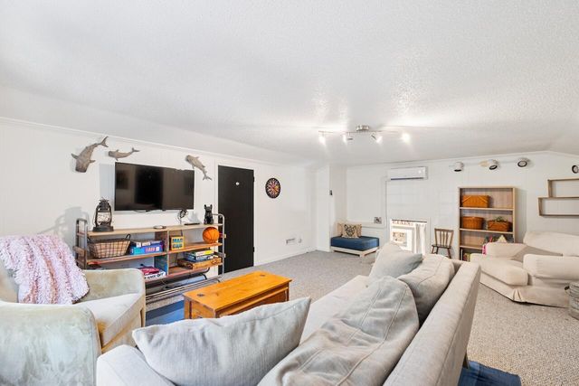 1018 Chambers Lane, Mount Pleasant, SC 29464