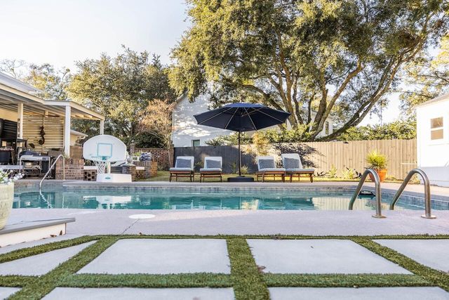 1018 Chambers Lane, Mount Pleasant, SC 29464