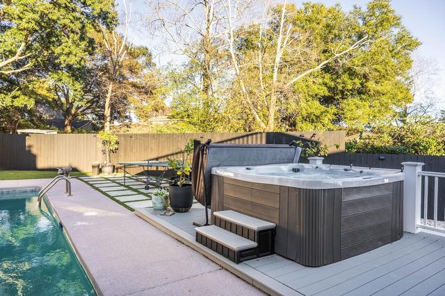 1018 Chambers Lane, Mount Pleasant, SC 29464