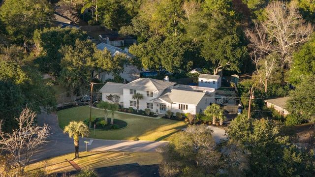 1018 Chambers Lane, Mount Pleasant, SC 29464