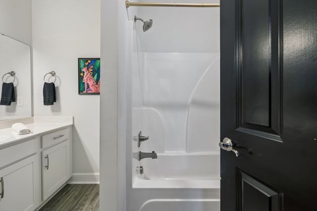 1001B 51st Ave, N, Nashville, TN 37209