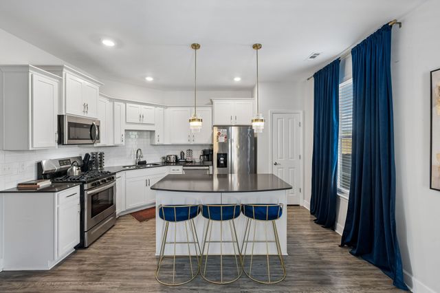 1001B 51st Ave, N, Nashville, TN 37209
