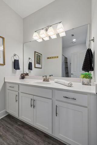1001B 51st Ave, N, Nashville, TN 37209