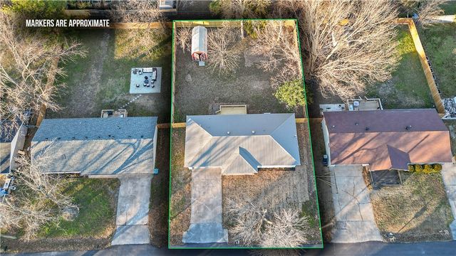 205 SE 12th Street, Bentonville, AR 72712