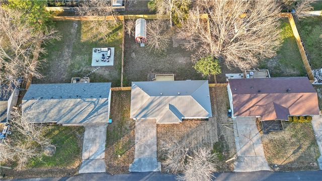 205 SE 12th Street, Bentonville, AR 72712