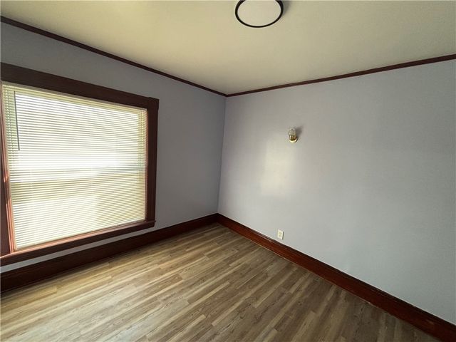 413 East Washington Avenue, Elmira City, NY 14901