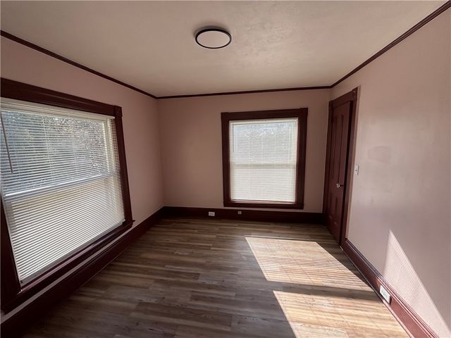 413 East Washington Avenue, Elmira City, NY 14901