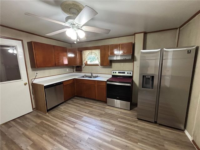 413 East Washington Avenue, Elmira City, NY 14901