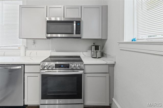 2203 W Main Street W, Belleville, IL 62226