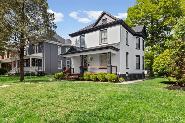 2203 W Main Street W, Belleville, IL 62226
