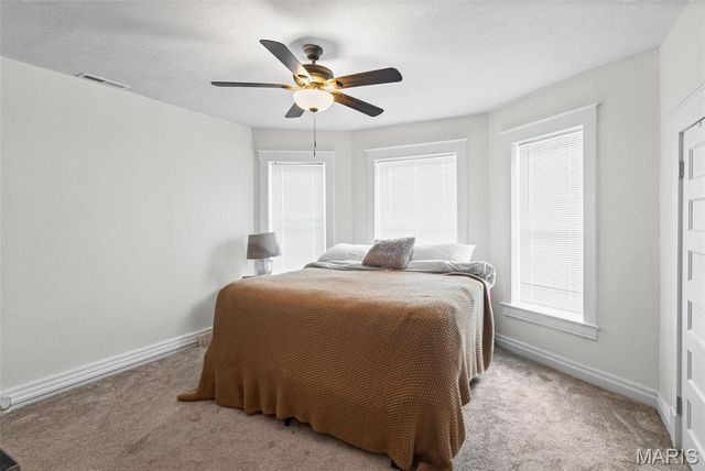 2203 W Main Street W, Belleville, IL 62226