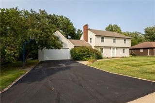 3711 E Colony Square, St Joseph, MO 64506