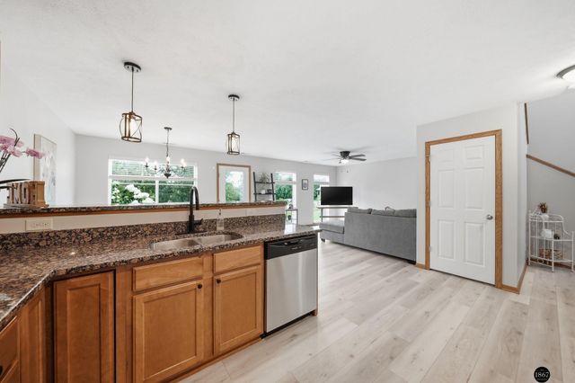 2310 N 91St Street, Lincoln, NE 68507